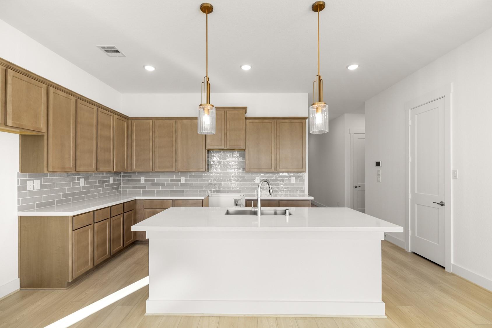 2221 Sonder Shore Drive