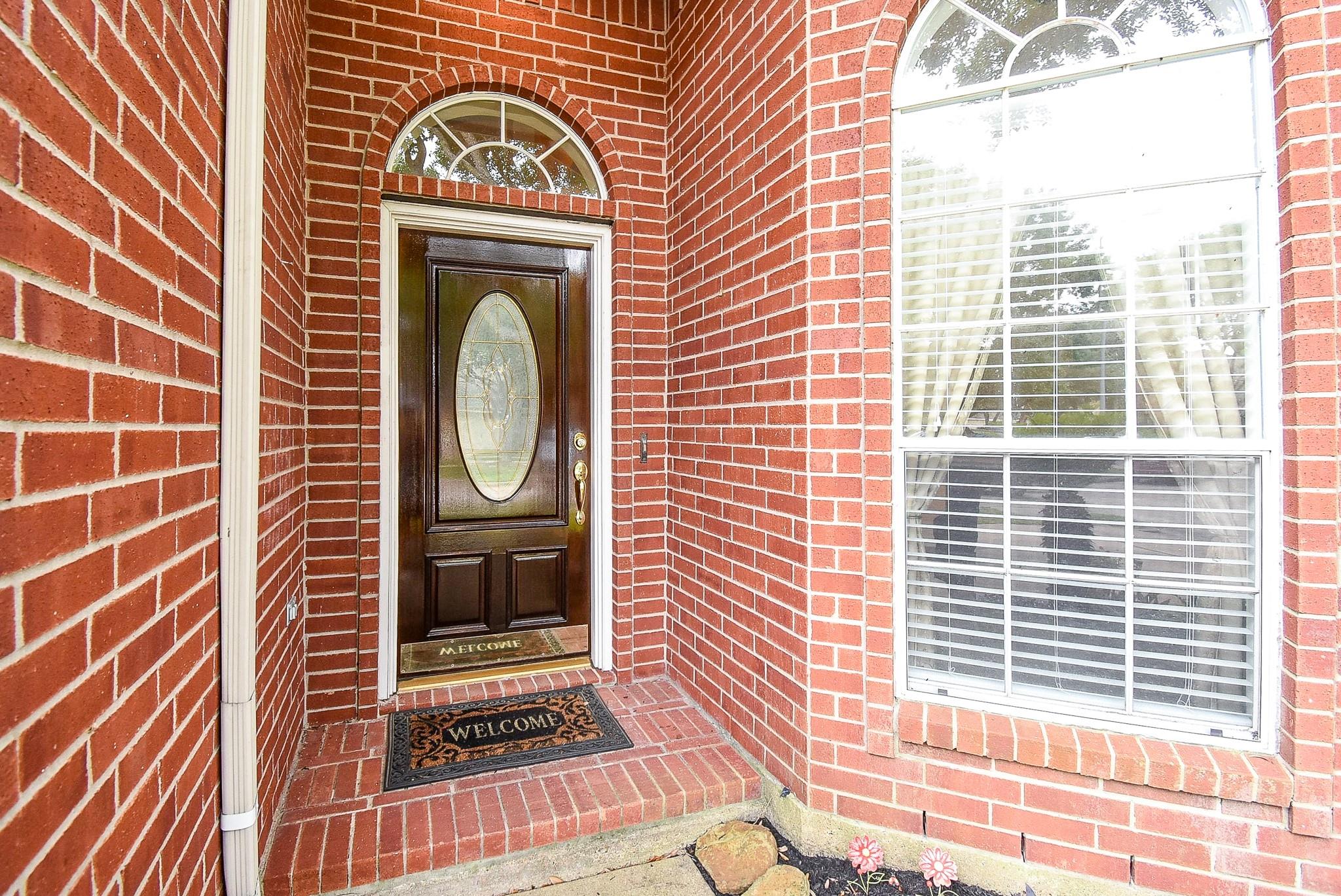 1727 Maryvale Drive