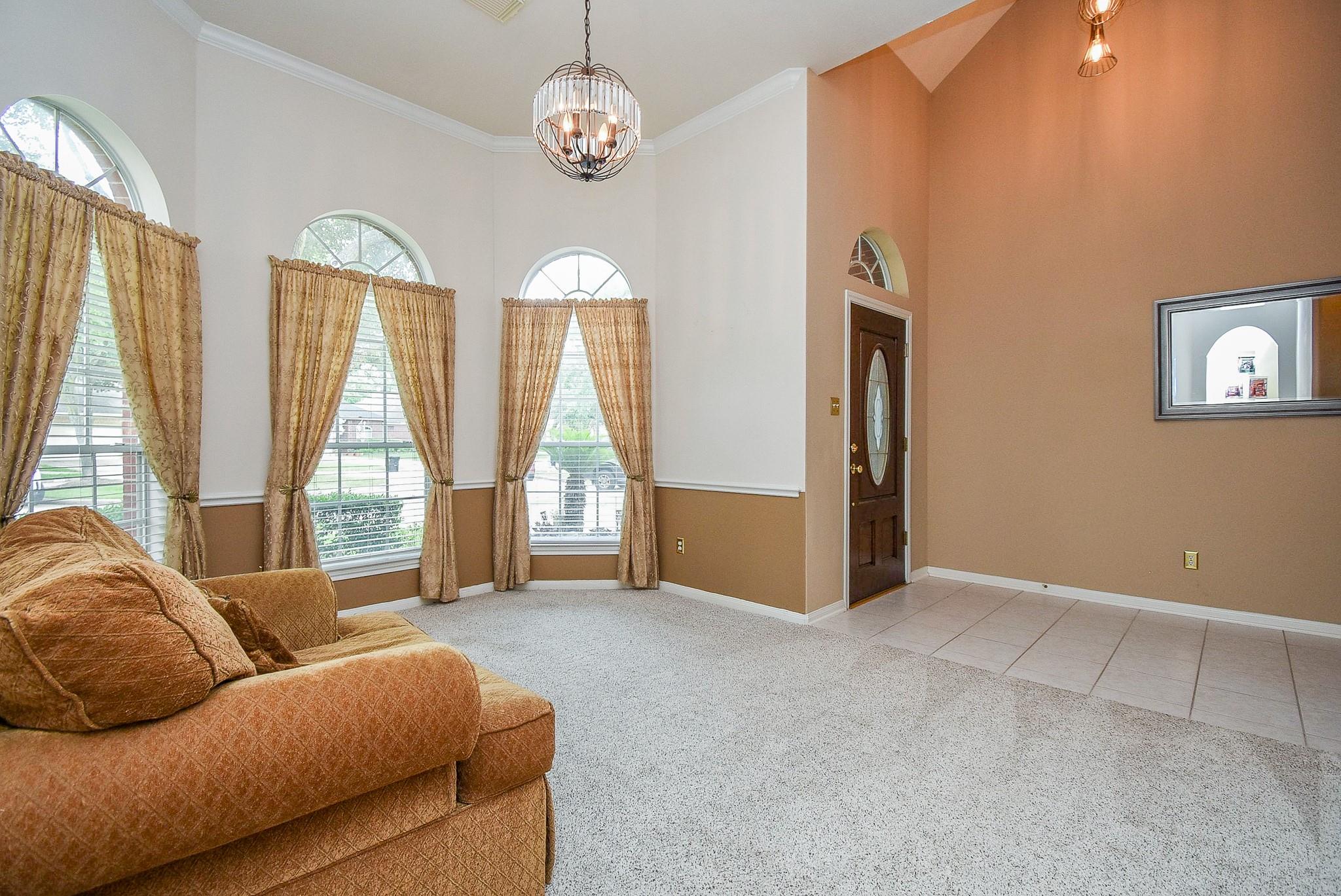 1727 Maryvale Drive