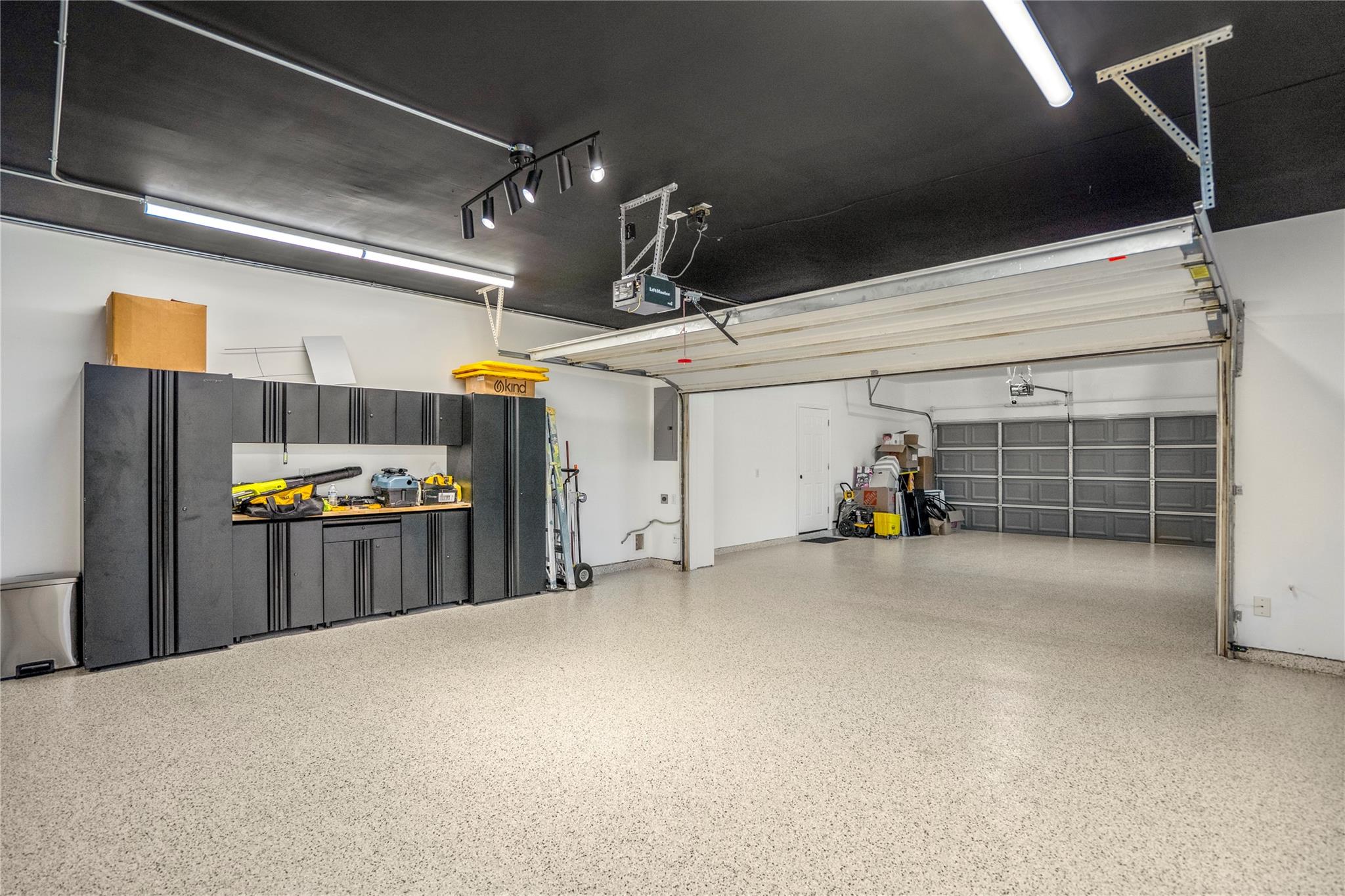 16206 Lakewood Field Drive