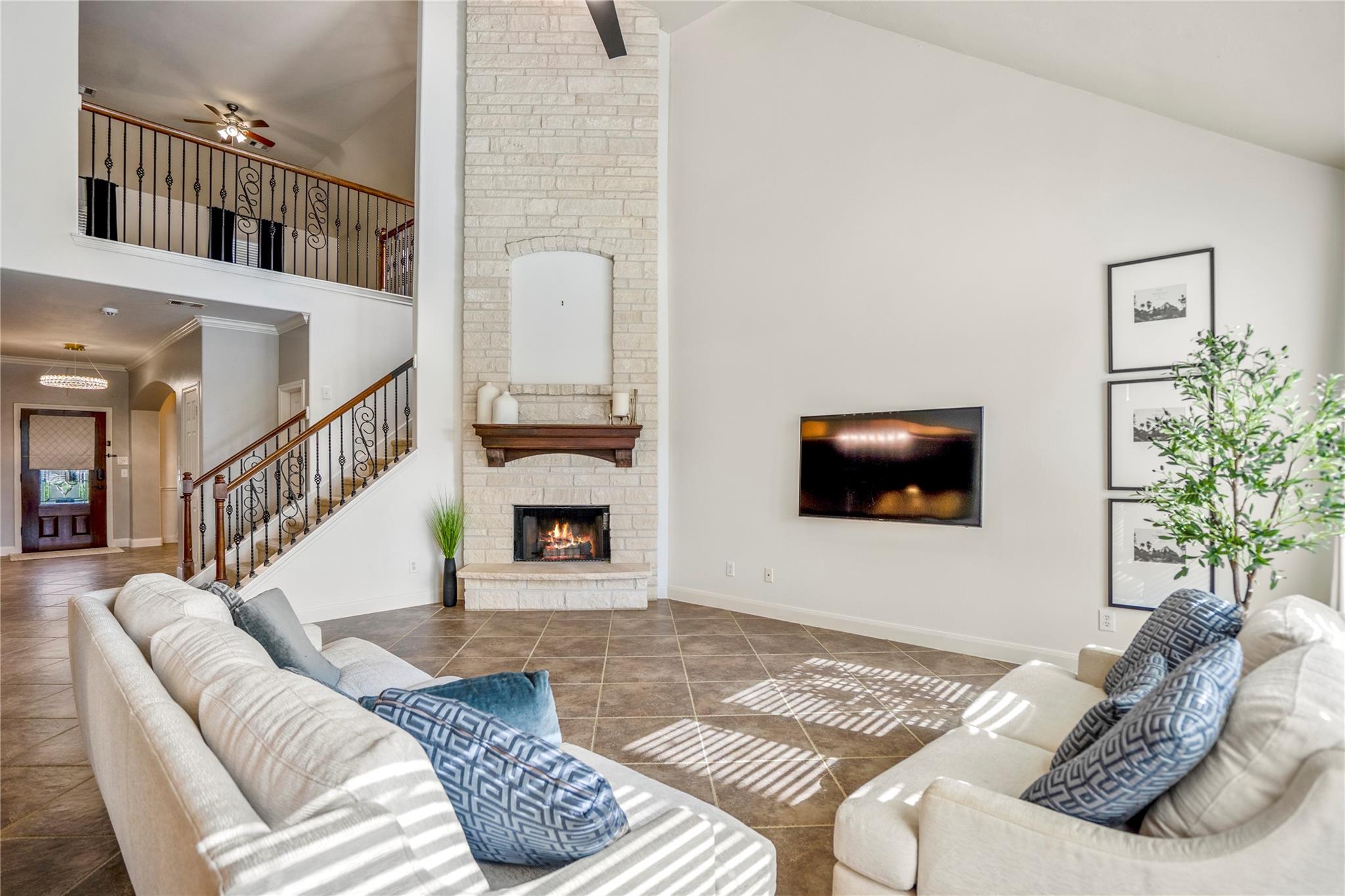 16206 Lakewood Field Drive