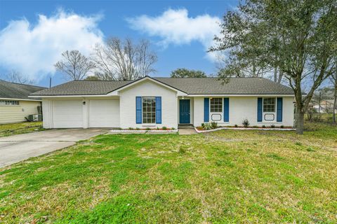 Photo of 2114 Shasta Street St, League City, TX 77565 (MLS # 75759241)