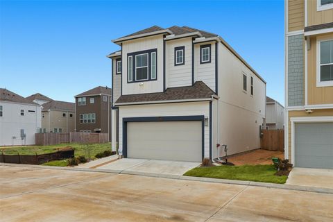 Photo of 11404 Irish River Drive, Houston, TX 77047 (MLS # 66780883)
