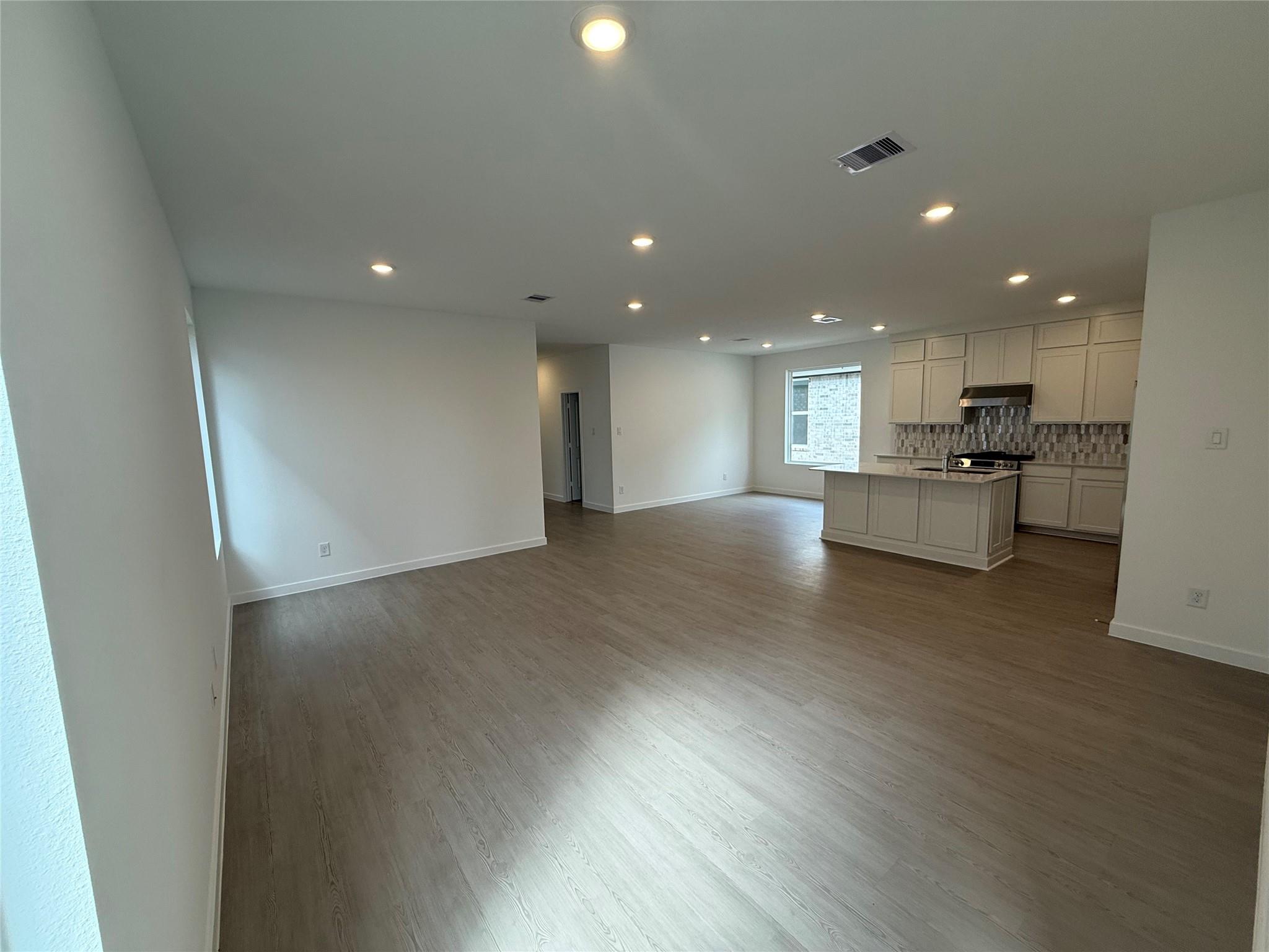 16566 Timberwolf Trail Drive