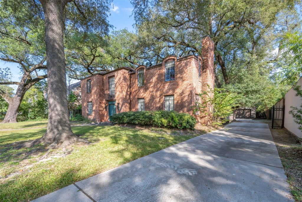 Photo of 5317 Cherokee Street, Houston, TX 77005 (MLS # 82714724)