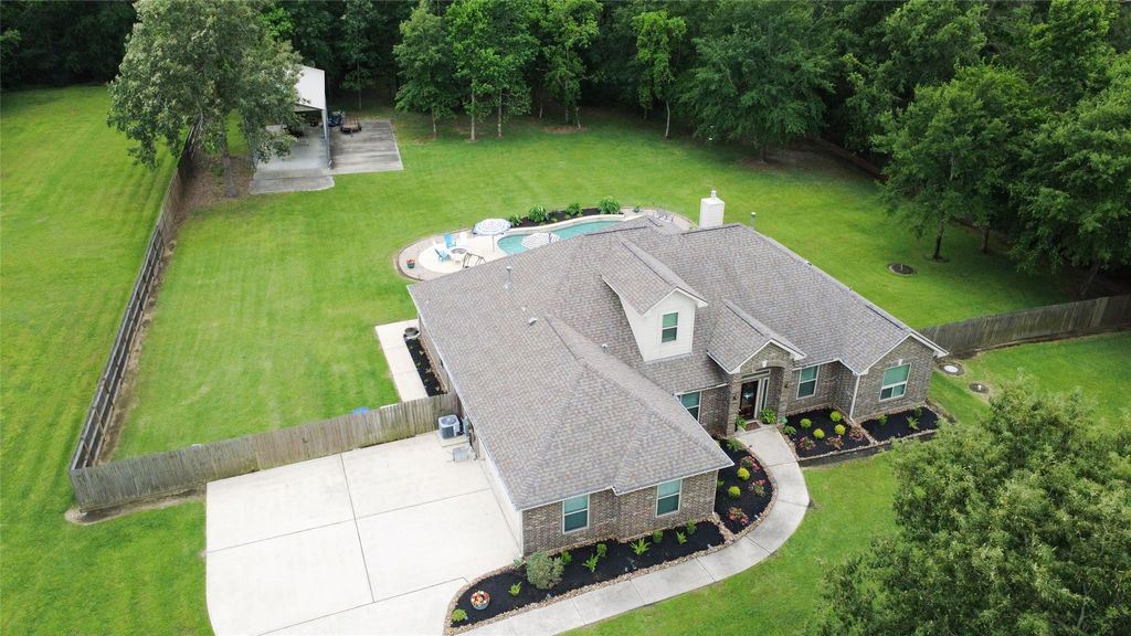 Photo of 611 Saddle Creek Farms Drive, Crosby, TX 77532 (MLS # 73843973)