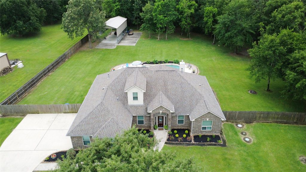 Photo of 611 Saddle Creek Farms Drive, Crosby, TX 77532 (MLS # 73843973)