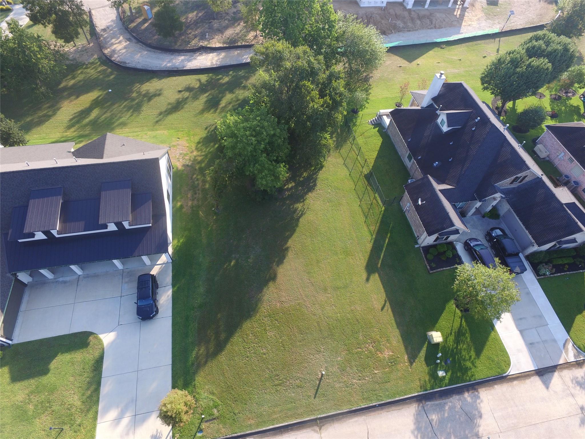 26 Hillsborough Drive E