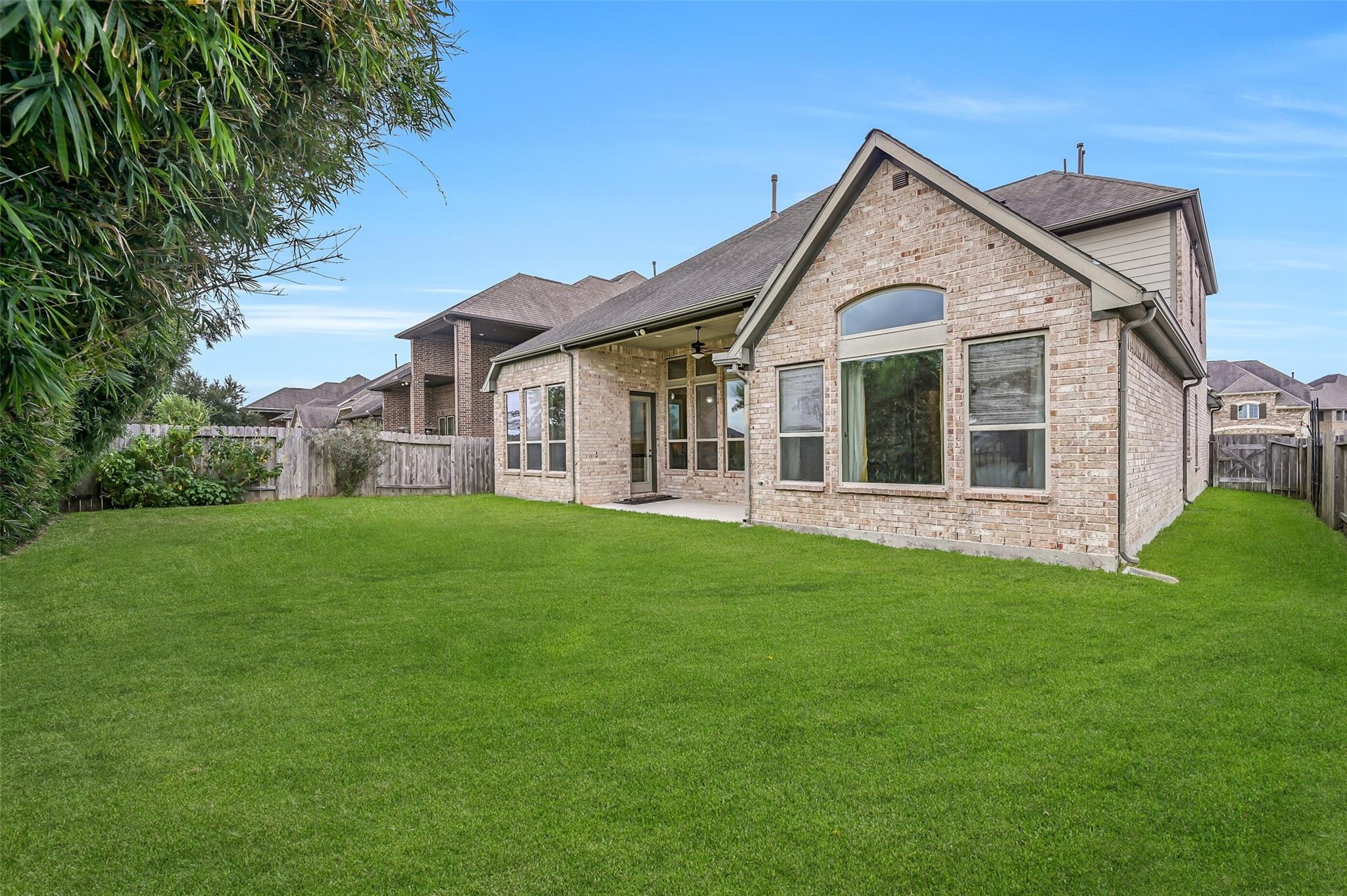 1640 Longwood Glen Lane