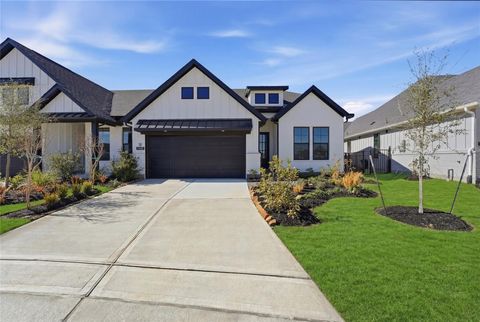 Townhouse For Sale - 11407 Red Stripe Drive Dr<br/> Cypress, TX 77433