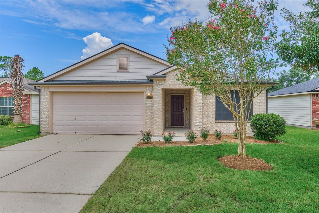 Photo of 4926 Comal River Loop, Spring, TX 77386 (MLS # 17802582)