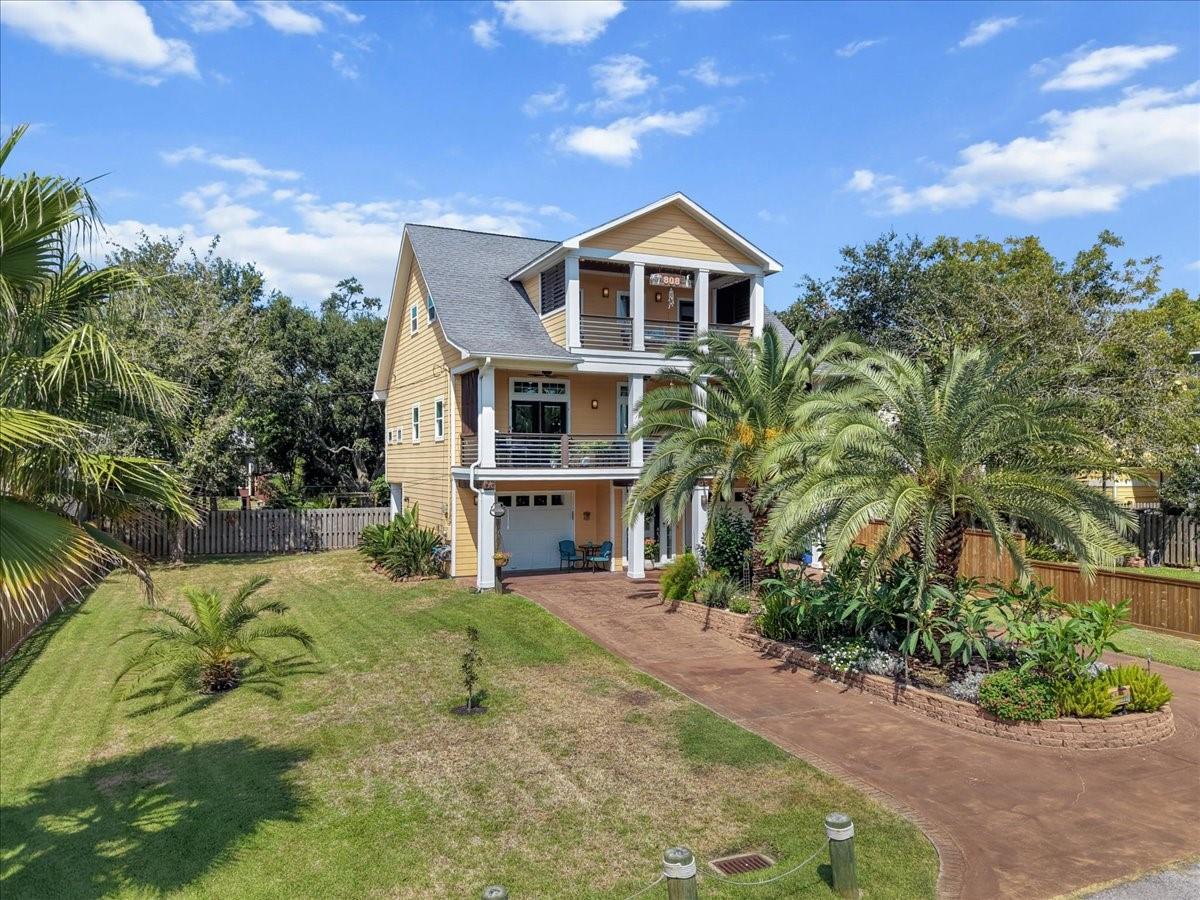 808 Elm Road