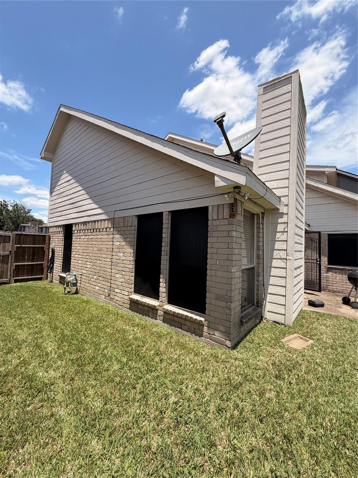 8518 Scenic Green Drive