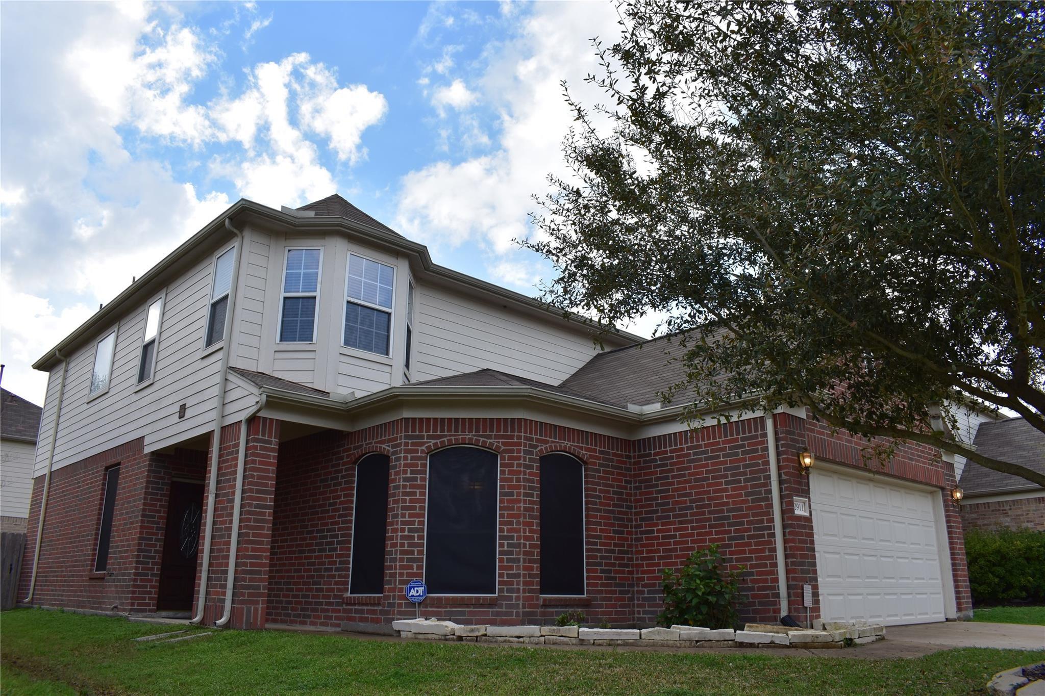 2911 Creek Arbor Circle
