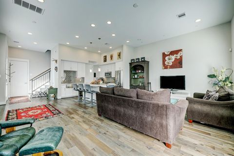 Tiny photo for 806 Thornton Road #A, Houston, TX 77018 (MLS # 94366612)