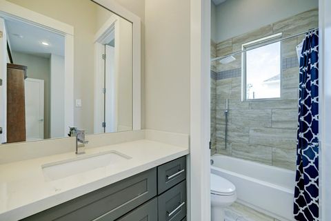 Tiny photo for 806 Thornton Road #A, Houston, TX 77018 (MLS # 94366612)