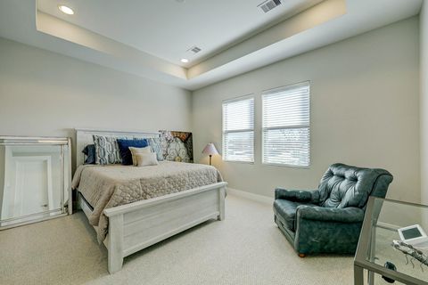 Tiny photo for 806 Thornton Road #A, Houston, TX 77018 (MLS # 94366612)