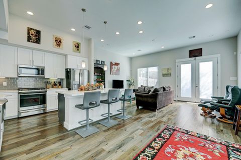 Tiny photo for 806 Thornton Road #A, Houston, TX 77018 (MLS # 94366612)