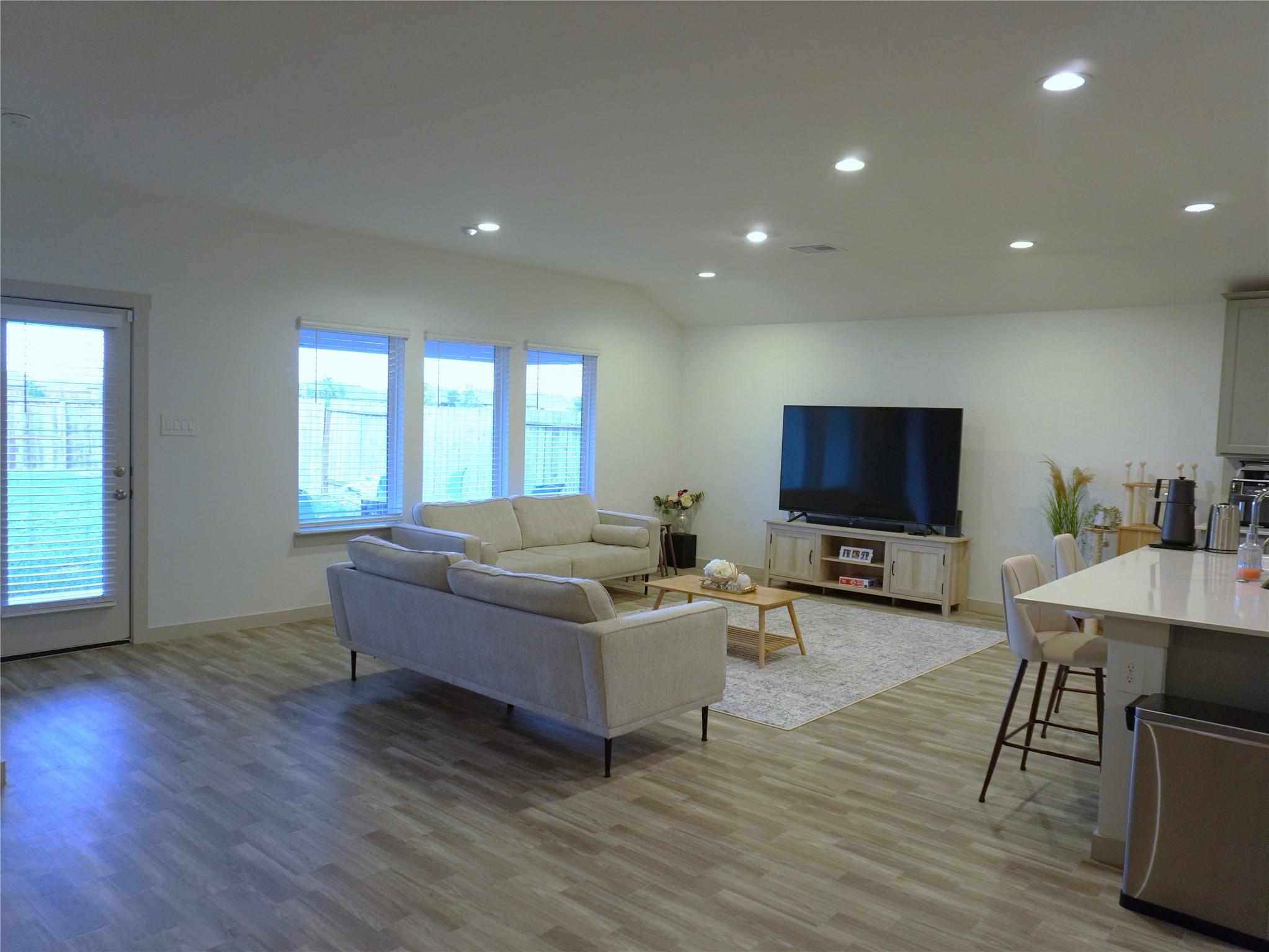 6823 Dell Vista Drive