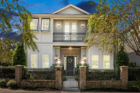 Photo of 123 Mcgoey Circle, Shenandoah, TX 77384 (MLS # 25568303)