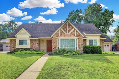 Photo of 2623 Hollow Hook Road, Houston, TX 77080 (MLS # 79425732)
