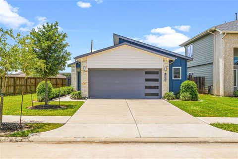 Photo of 12566 Fleet River Road, Houston, TX 77047 (MLS # 31753442)