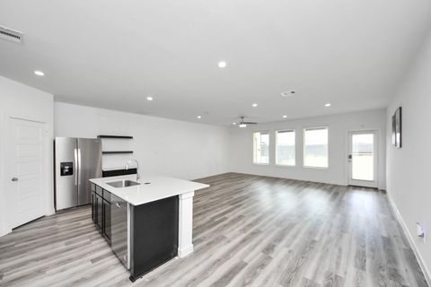 Photo of 12326 Basilwood Drive, Houston, TX 77047 (MLS # 61535414)