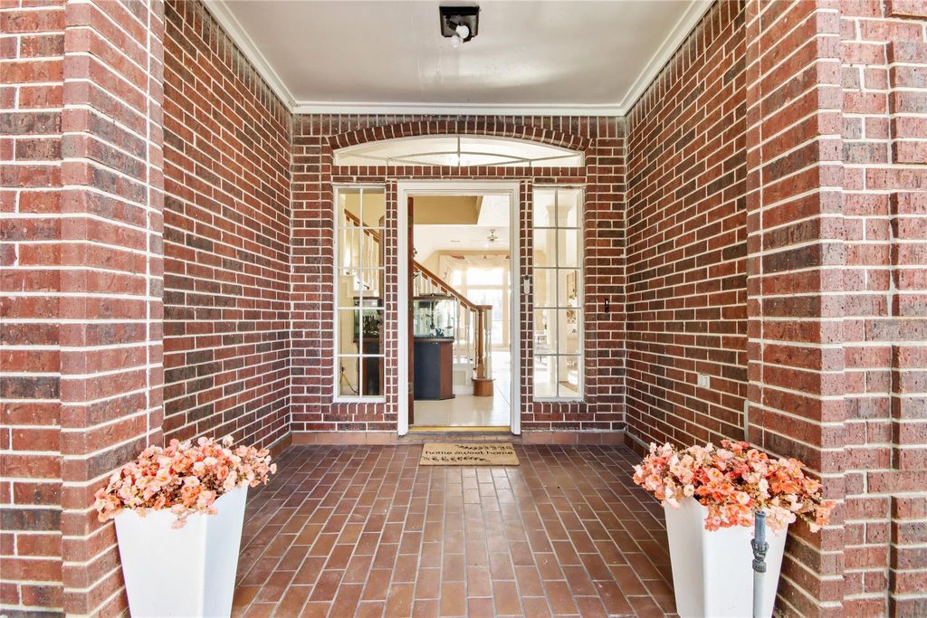 Photo of 8411 Rockford Hall Drive, Spring, TX 77379 (MLS # 24202376)