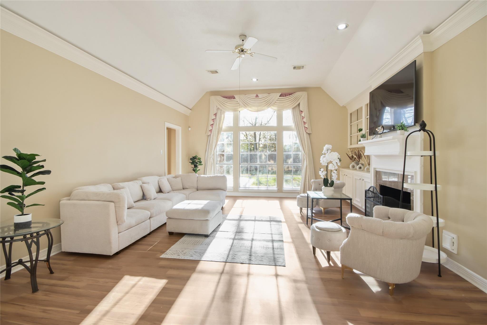 8411 Rockford Hall Drive