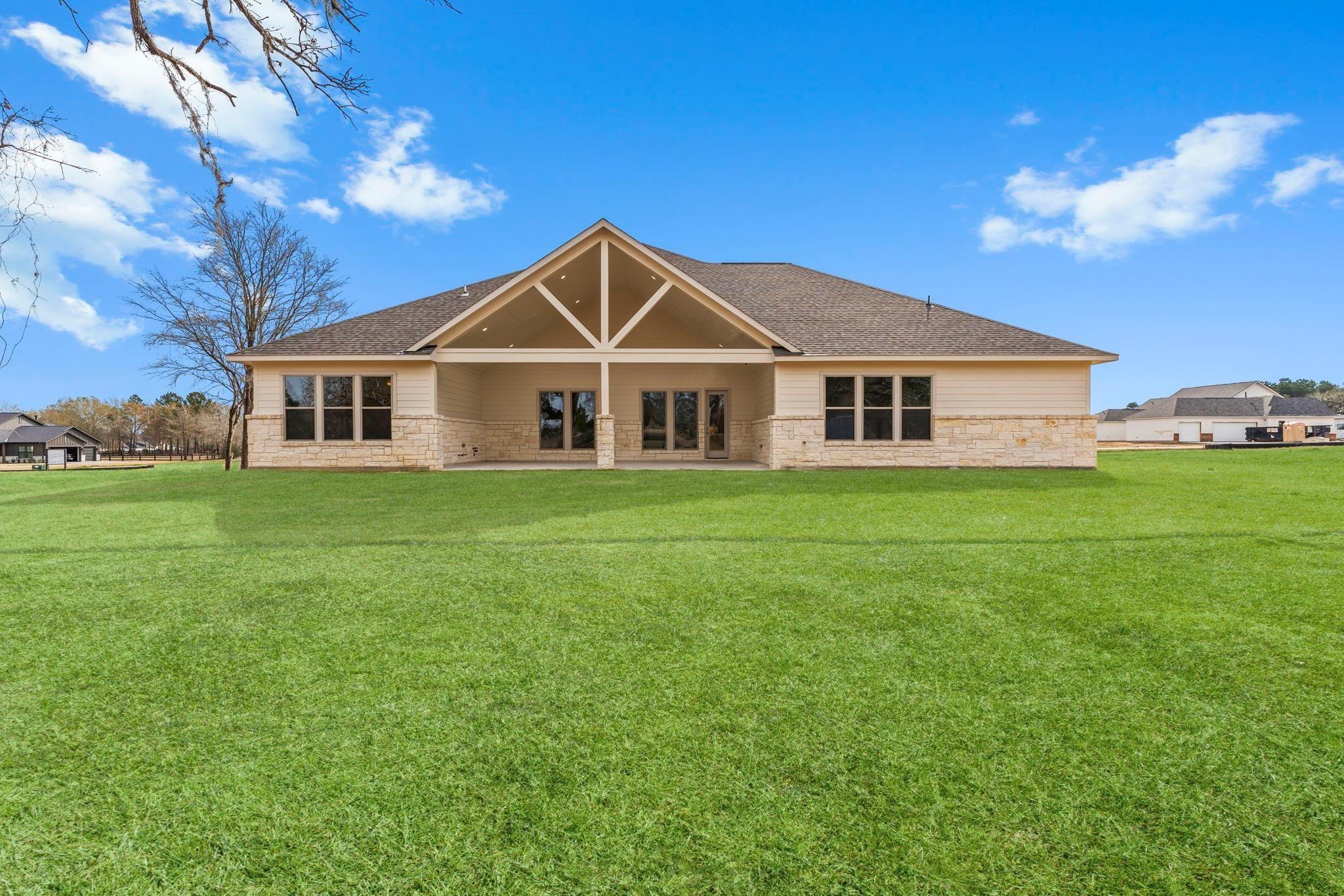 25128 Grace Vista Way