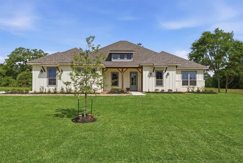 Homes For Sale - 25128 Grace Vista Way<br/> Montgomery, TX 77356