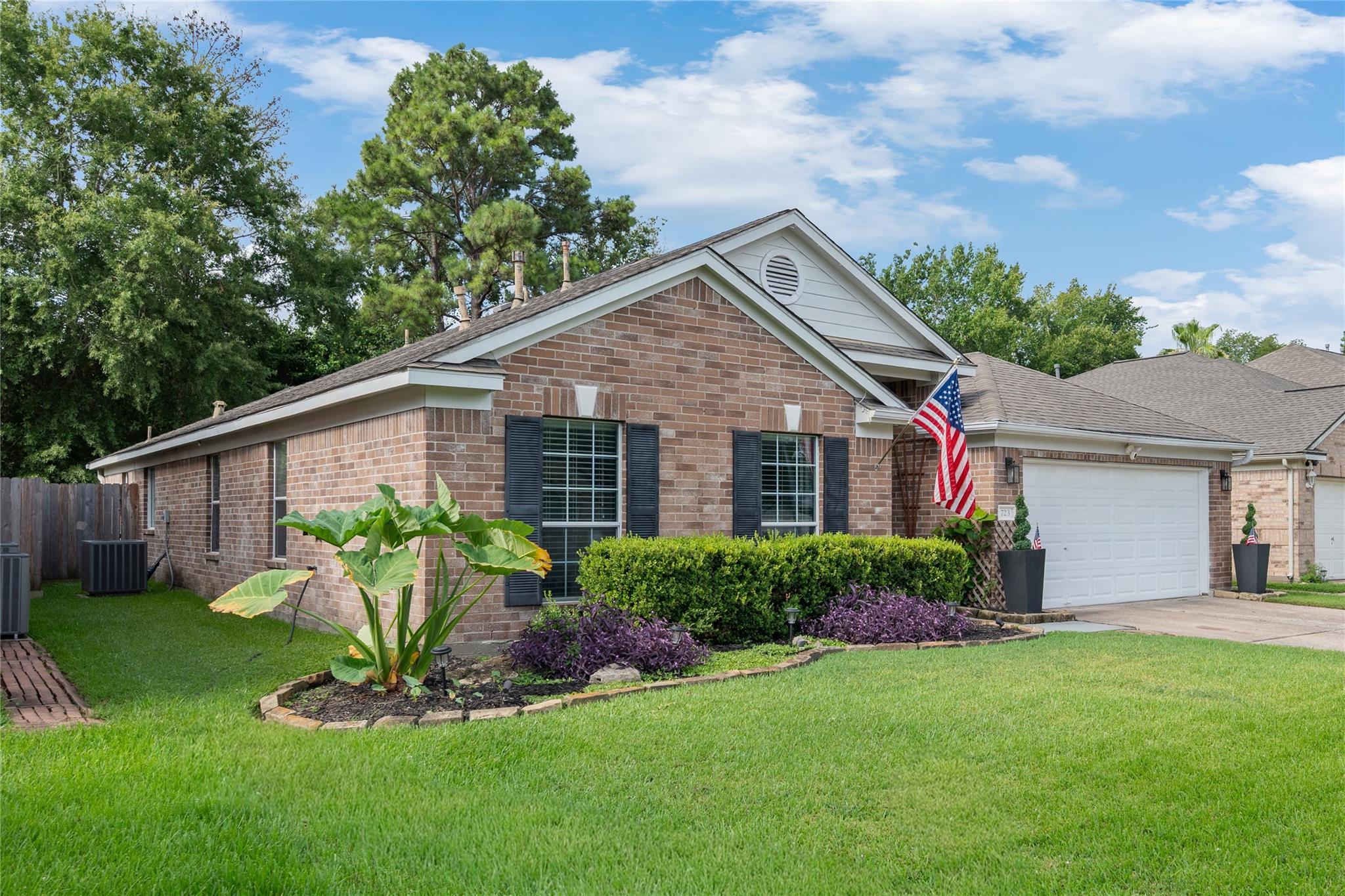 723 Far Pines Drive