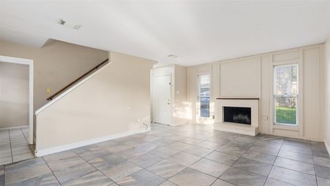 Photo of 10810 Sugar Hill Drive #B, Houston, TX 77042 (MLS # 96621013)