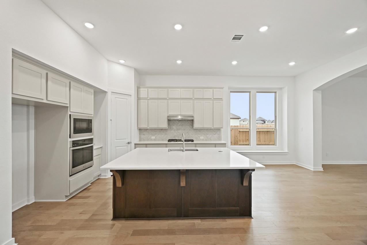 111 Silverbow Creek Way