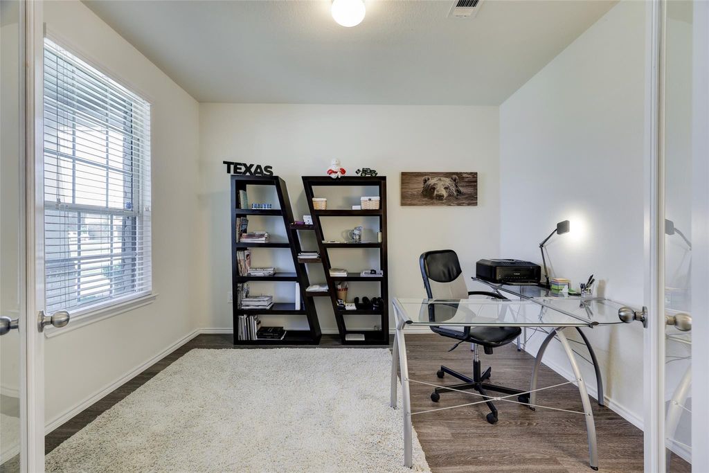 Photo of 4711 Windmill Run Drive, Houston, TX 77069 (MLS # 90341044)