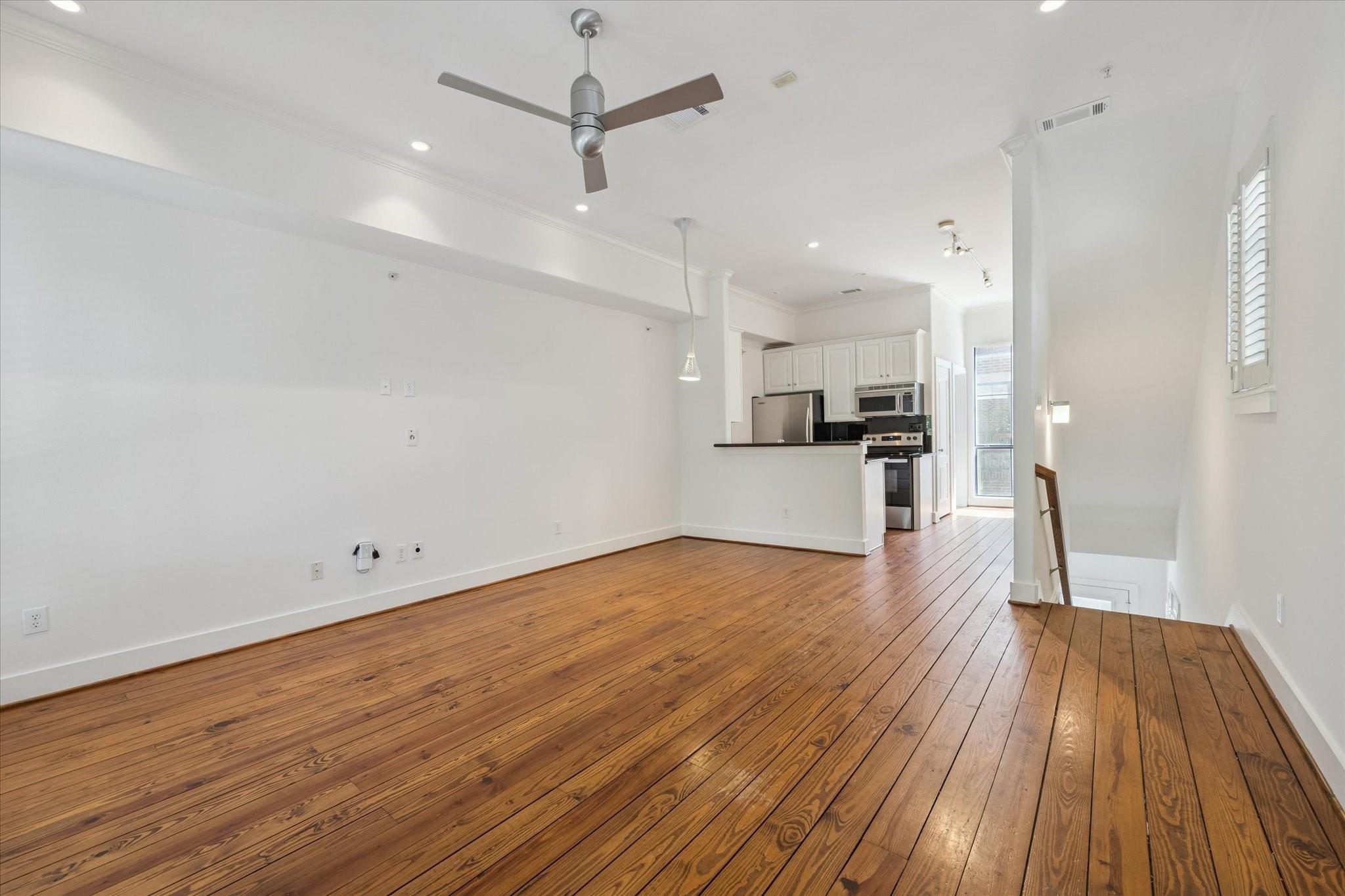 100 Mcgowen Street A