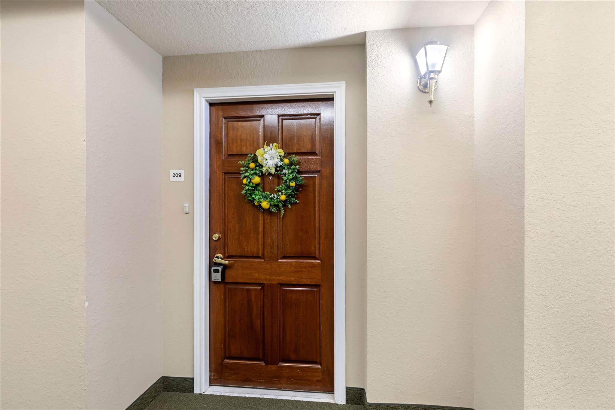 2803 Kings Crossing Drive 209
