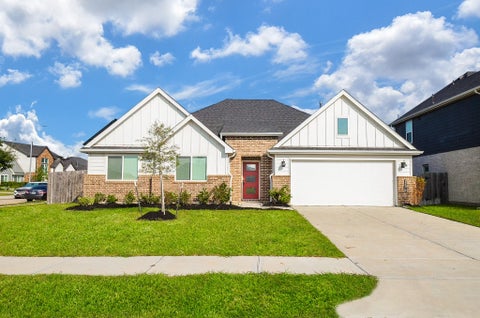 Photo of 31438 Hadrians Run Road, Fulshear, TX 77441 (MLS # 63125940)
