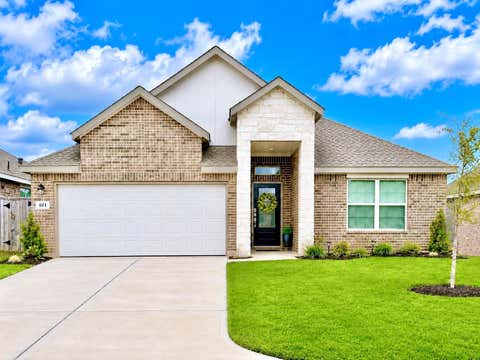 Homes For Sale - 611 Spring Ashberry Court<br/> Magnolia, TX 77354