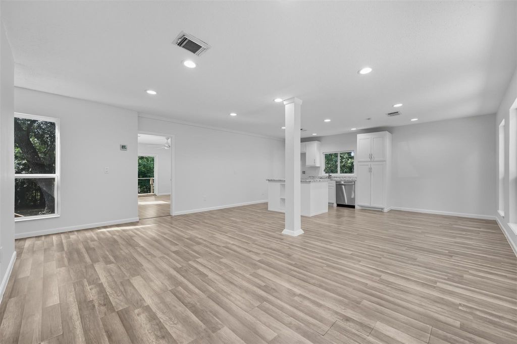 Photo of 30519 Lake Circle Lane, Magnolia, TX 77354 (MLS # 29029159)