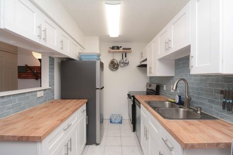 12660 Ashford Point Drive 416 Houston TX 77082