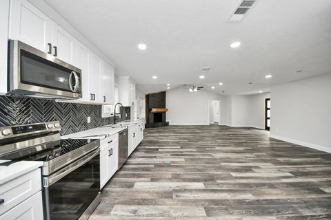 Tiny photo for 3009 Stacy Lane, Deer Park, TX 77536 (MLS # 77330978)