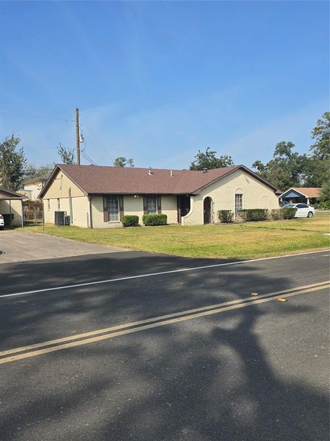 Photo of 11831 Lone Shadow Trail, Houston, TX 77050 (MLS # 33975660) Photo of 11831 Lone Shadow Trail, Houston, TX 77050 (MLS # 33975660)