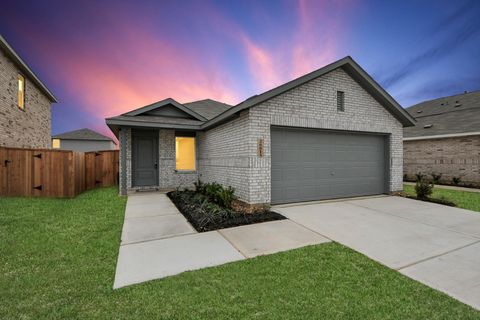 Photo of 26815 Feather Reed Drive, Katy, TX 77493 (MLS # 85911599)