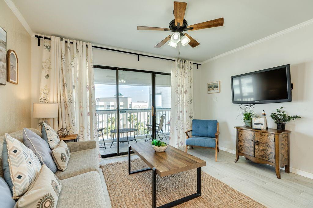 6102 Seawall Blvd 373