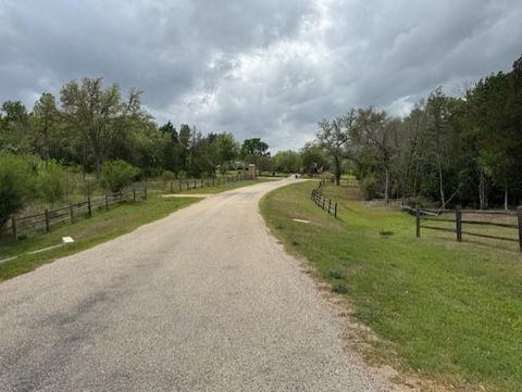 Vacant Land For Sale - 143 Chappell Creek Lane<br/> Washington County, Chappell Hill, TX 77426