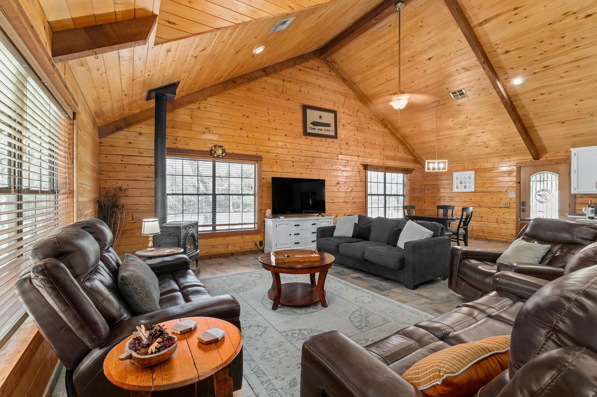 1760 County Road 215