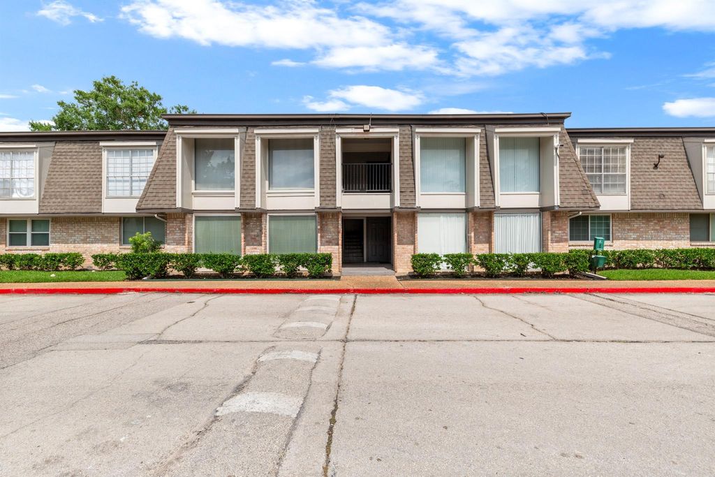 Photo of 12633 Memorial Drive #170, Houston, TX 77024 (MLS # 37211694)