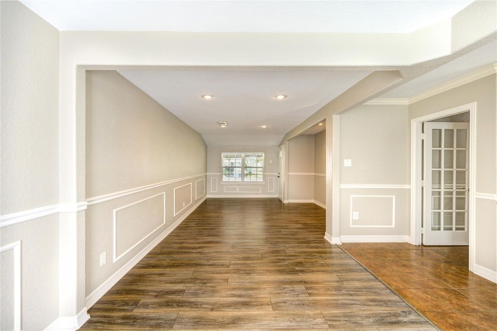 Photo of 6729 Barney Road, Houston, TX 77092 (MLS # 96879612)