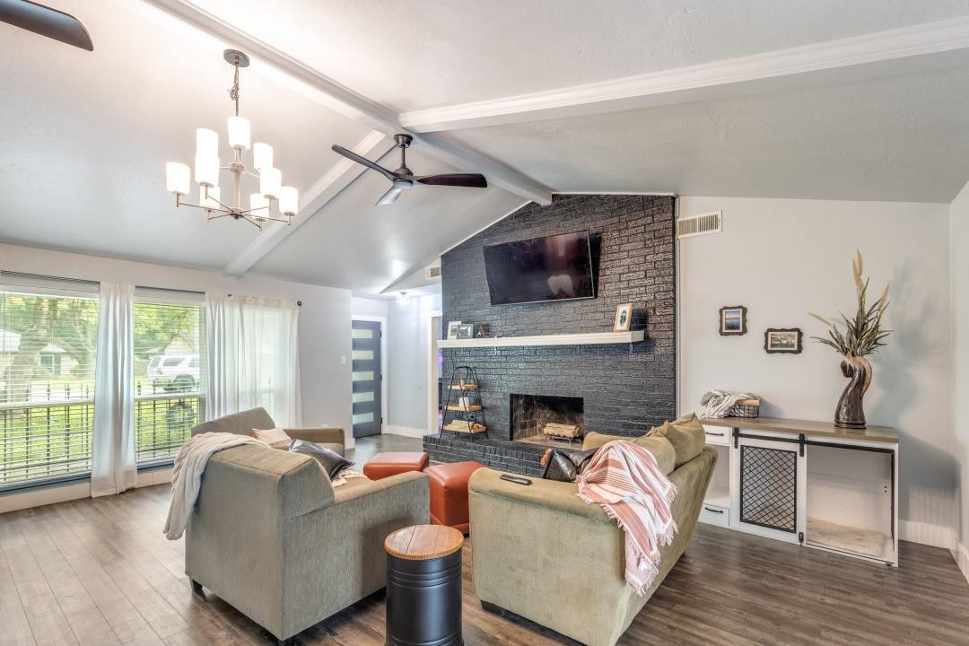 2511 River Ridge
